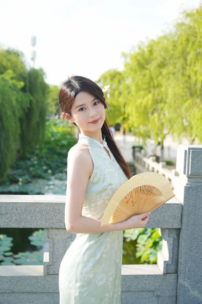 小丑2：双重妄想 封面